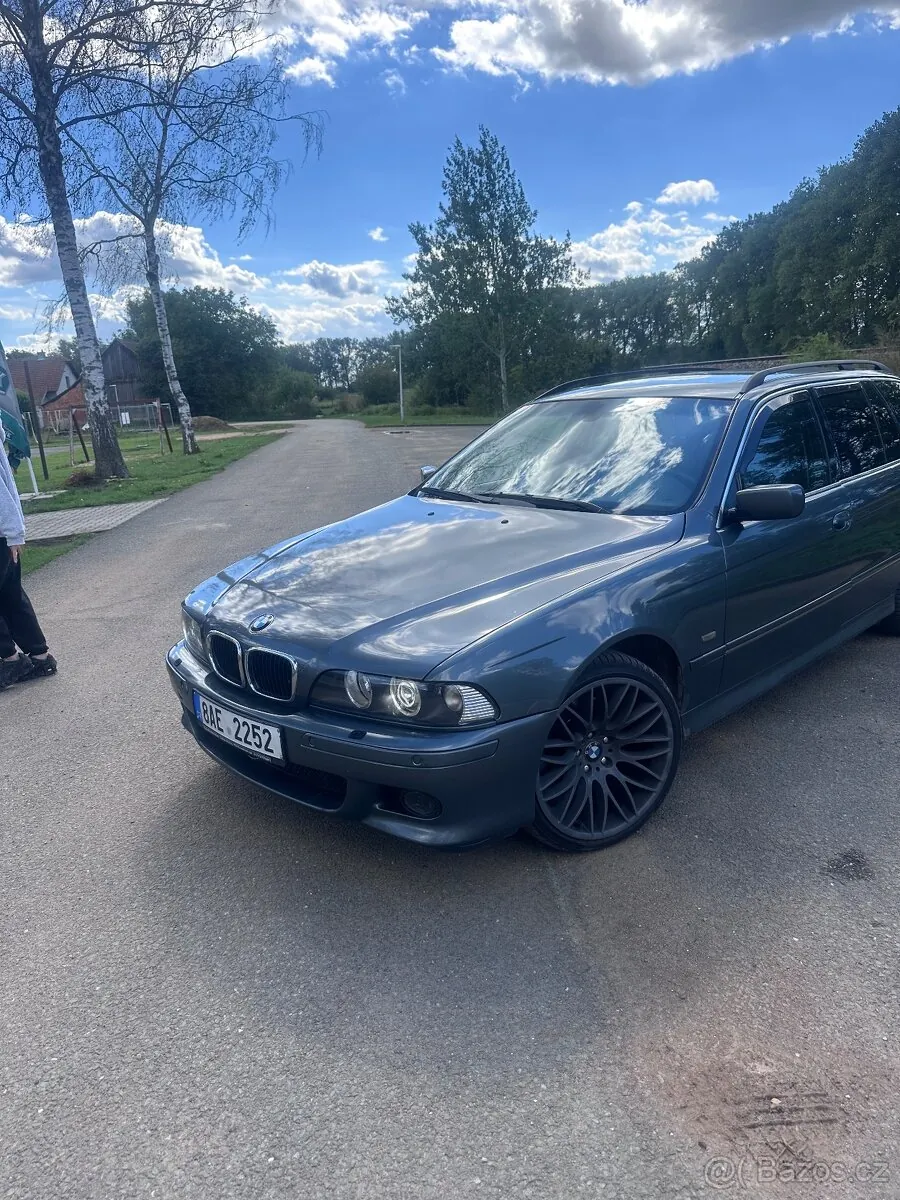 BMW E39 photo 4