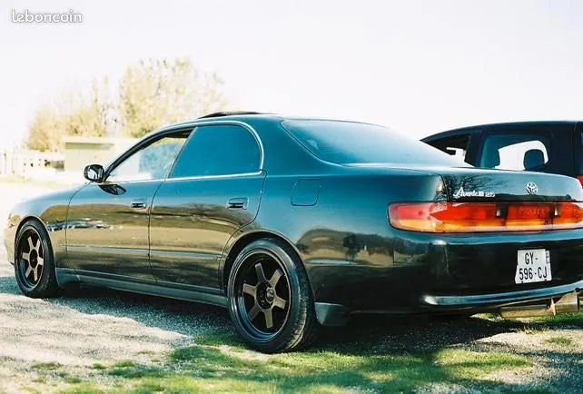 Toyota Chaser 1993 photo 3