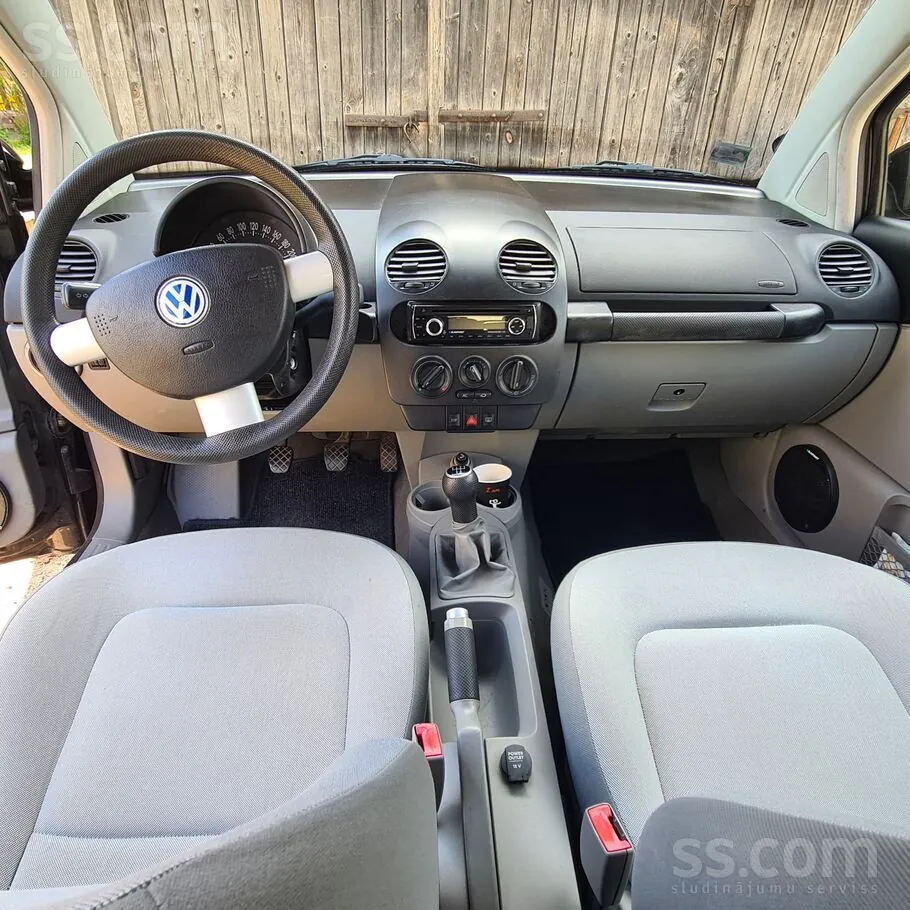 Volkswagen Beetle 2003 photo 4