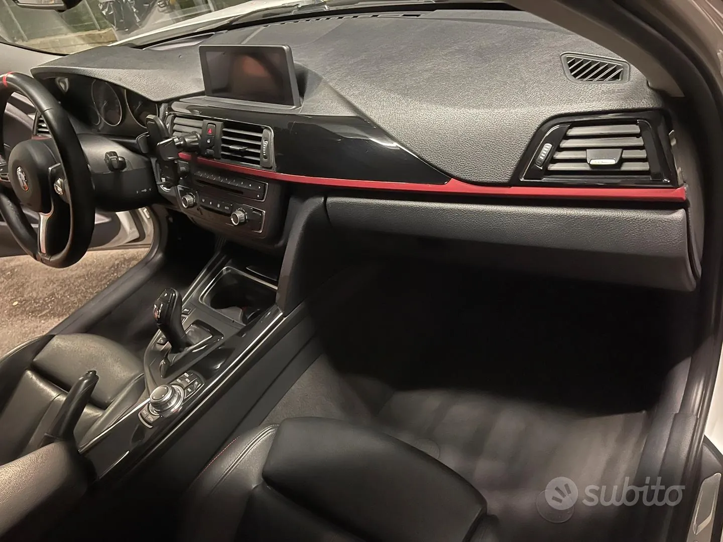 BMW F30 2012 photo 4