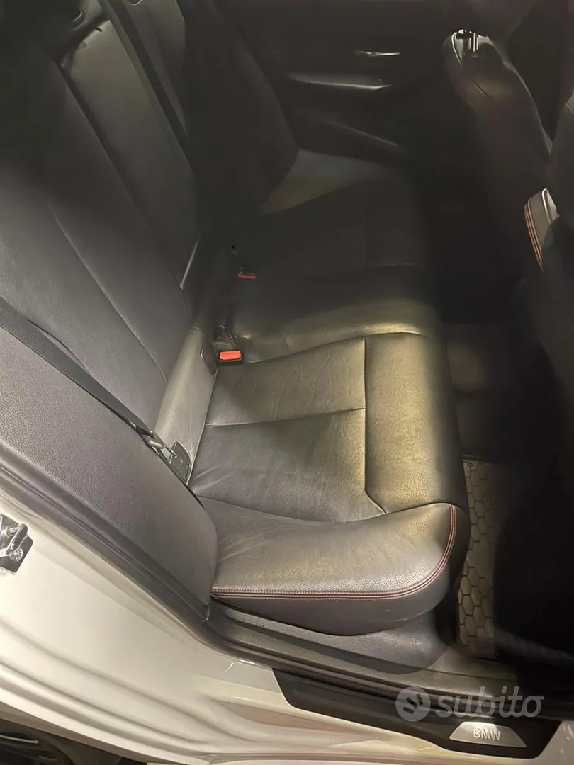 BMW F30 2012 photo 5