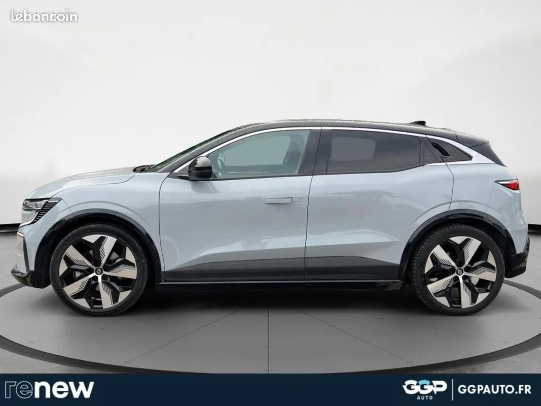 Renault Megane 2022 photo 2