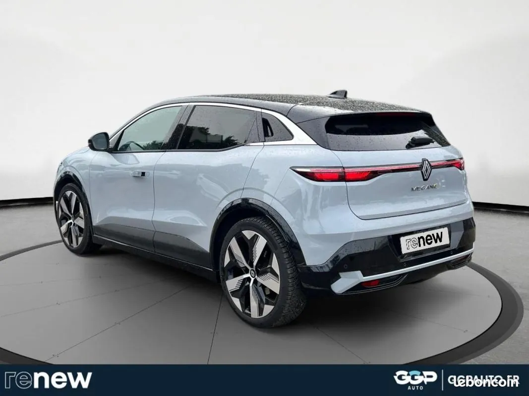 Renault Megane 2022 photo 3