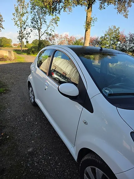 Toyota Aygo 2012 photo 4