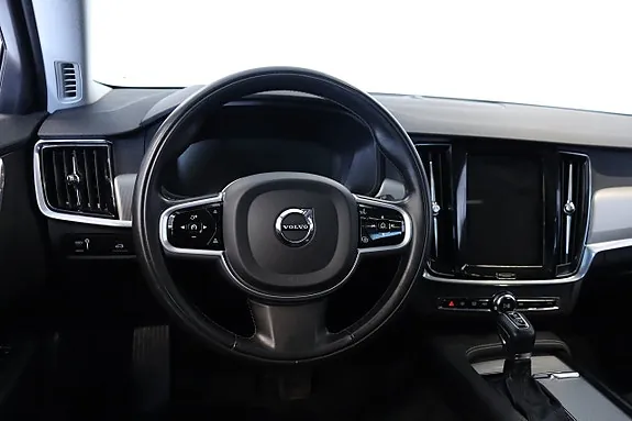 Volvo V90 Cross Country 2020 photo 2