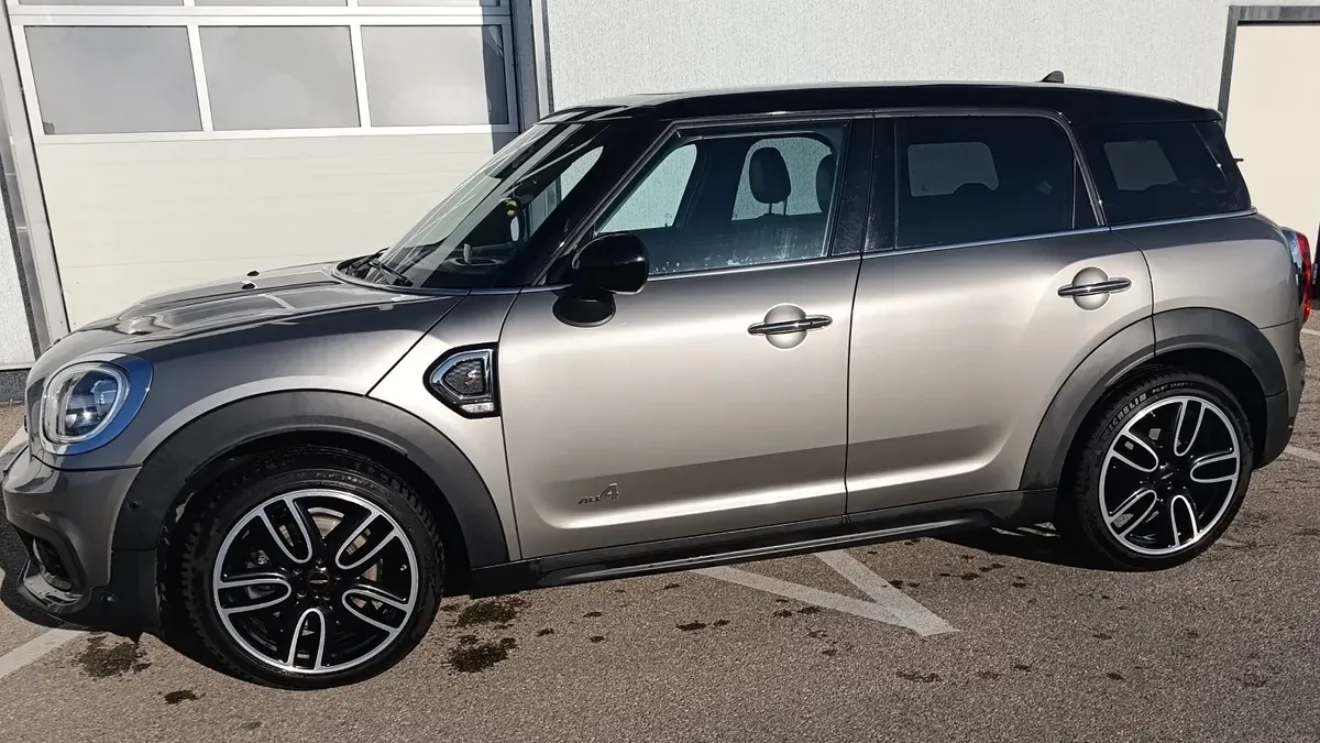 Mini Countryman 2017 photo 2