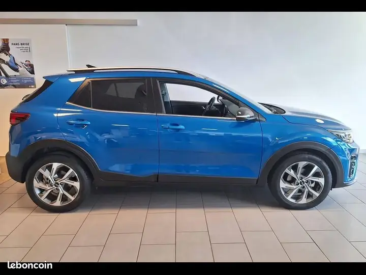 Kia Stonic 2024 photo 4