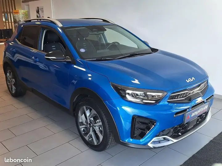 Kia Stonic 2024 photo 3