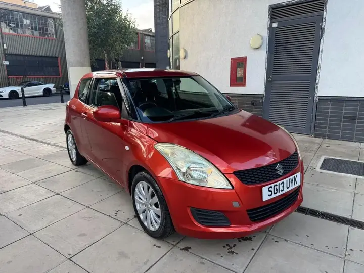 Suzuki Swift 2013 photo 5