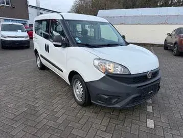 Fiat Doblo 2016 photo 2