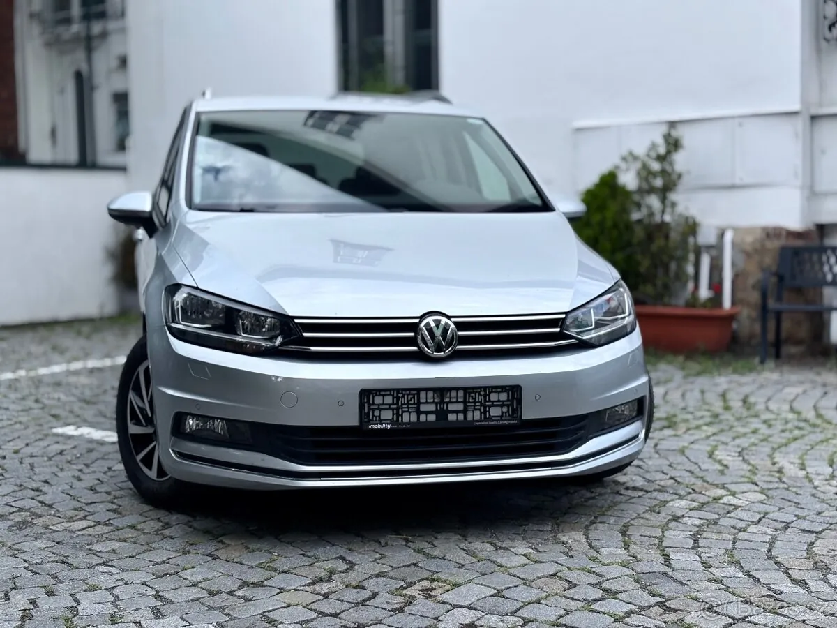 Volkswagen Touran 2018 photo 5
