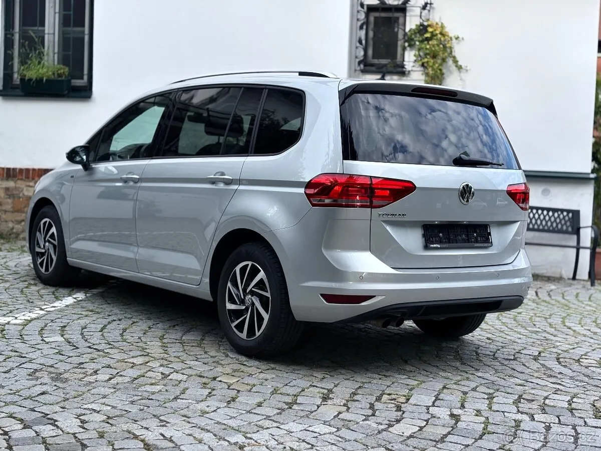 Volkswagen Touran 2018 photo 4
