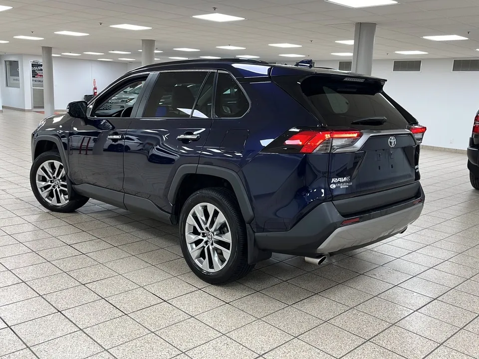 Toyota Rav4 2023 photo 4