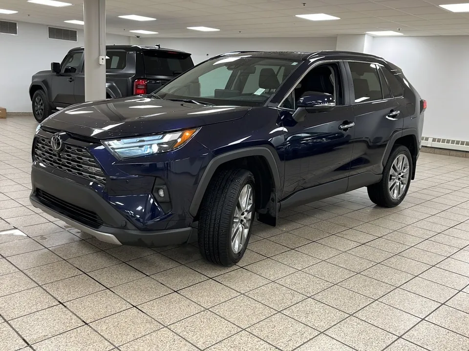 Toyota Rav4 2023 photo 2
