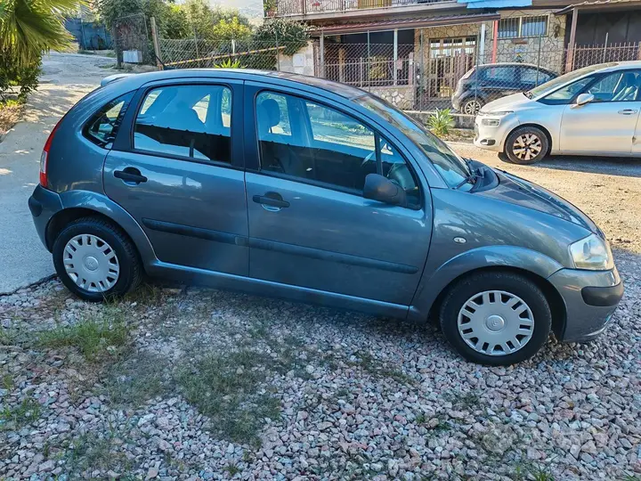 Citroen C3 2008 photo 4