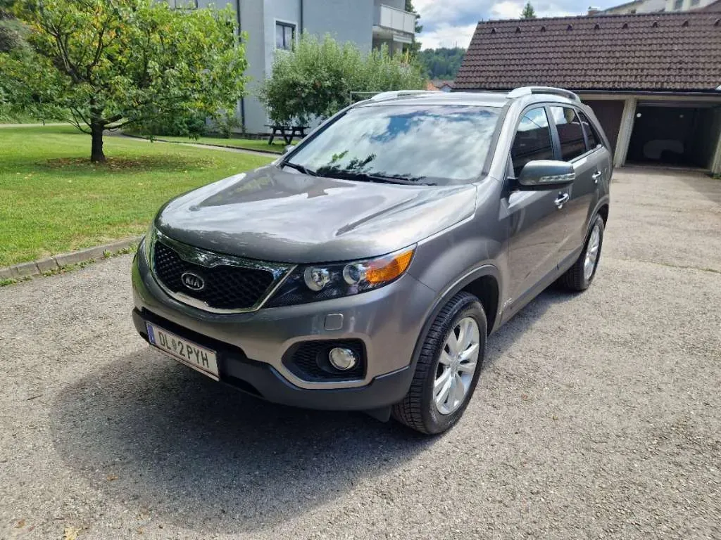 Kia Sorento 2010 photo 2