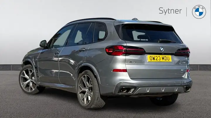 BMW X5 2023 photo 2