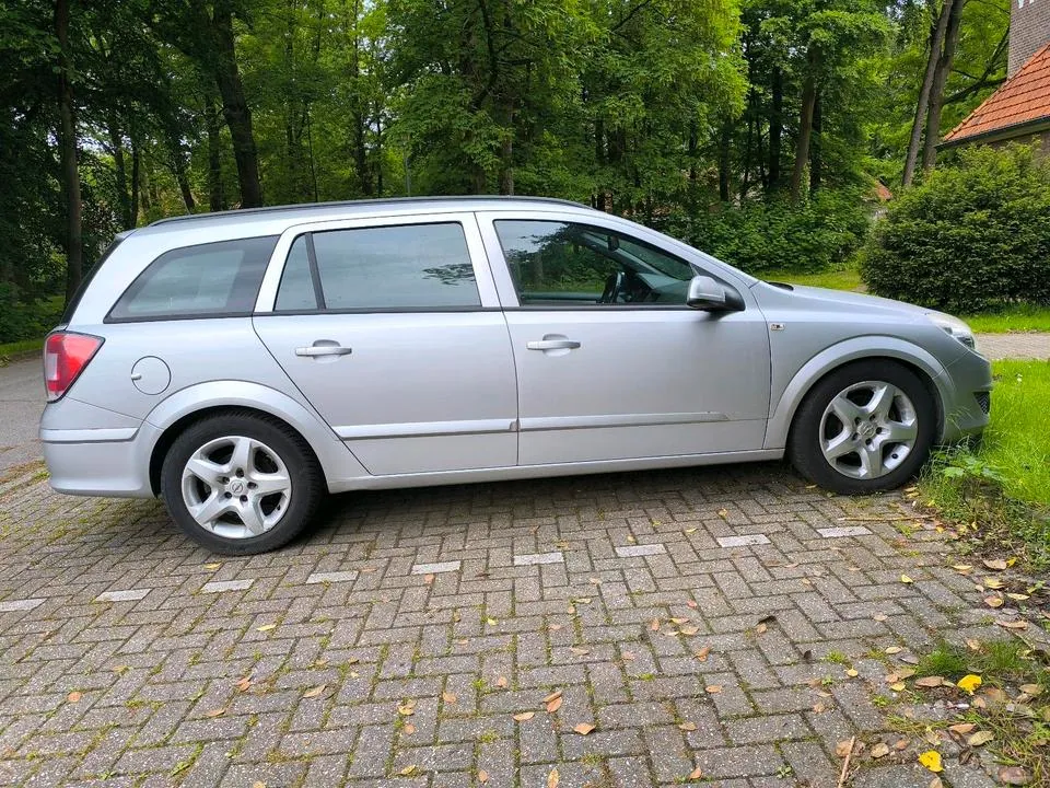 Opel Astra H