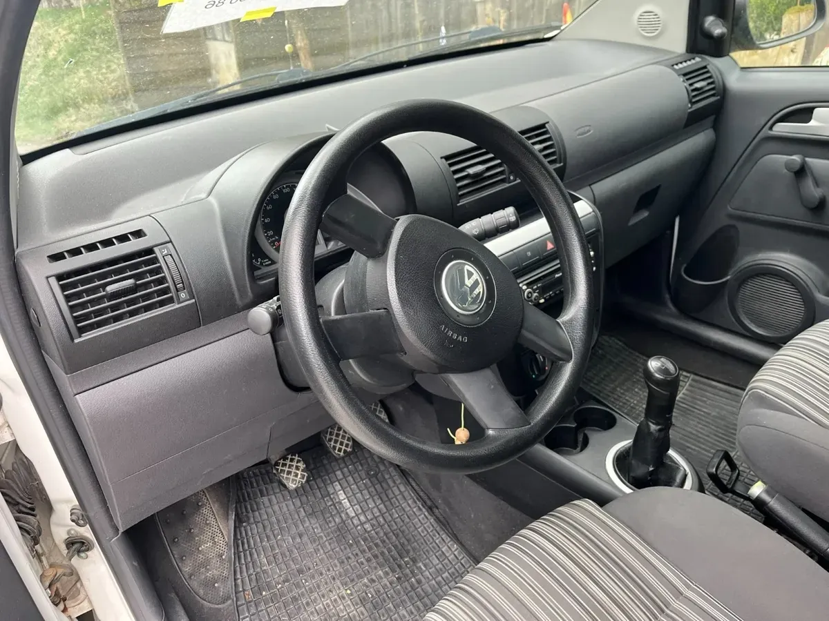 Volkswagen Fox 2006 photo 3