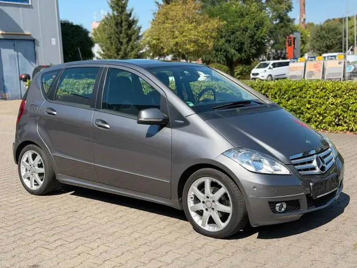 Mercedes-Benz A