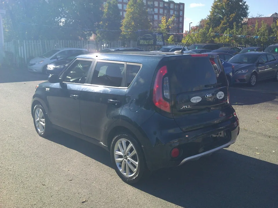 Kia Soul 2018 photo 3