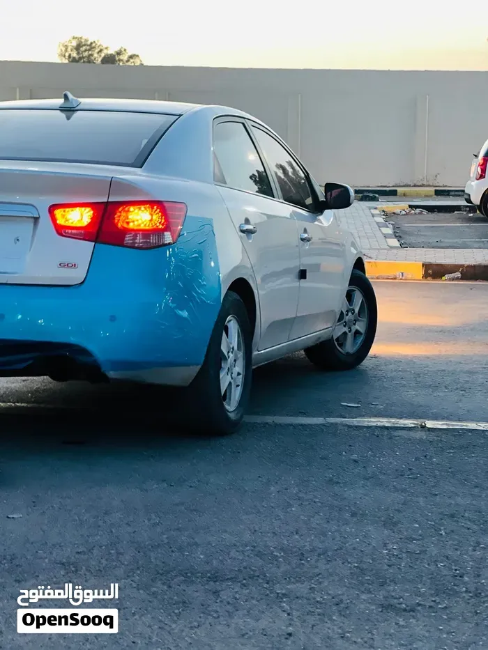 Kia Forte 2011 photo 3
