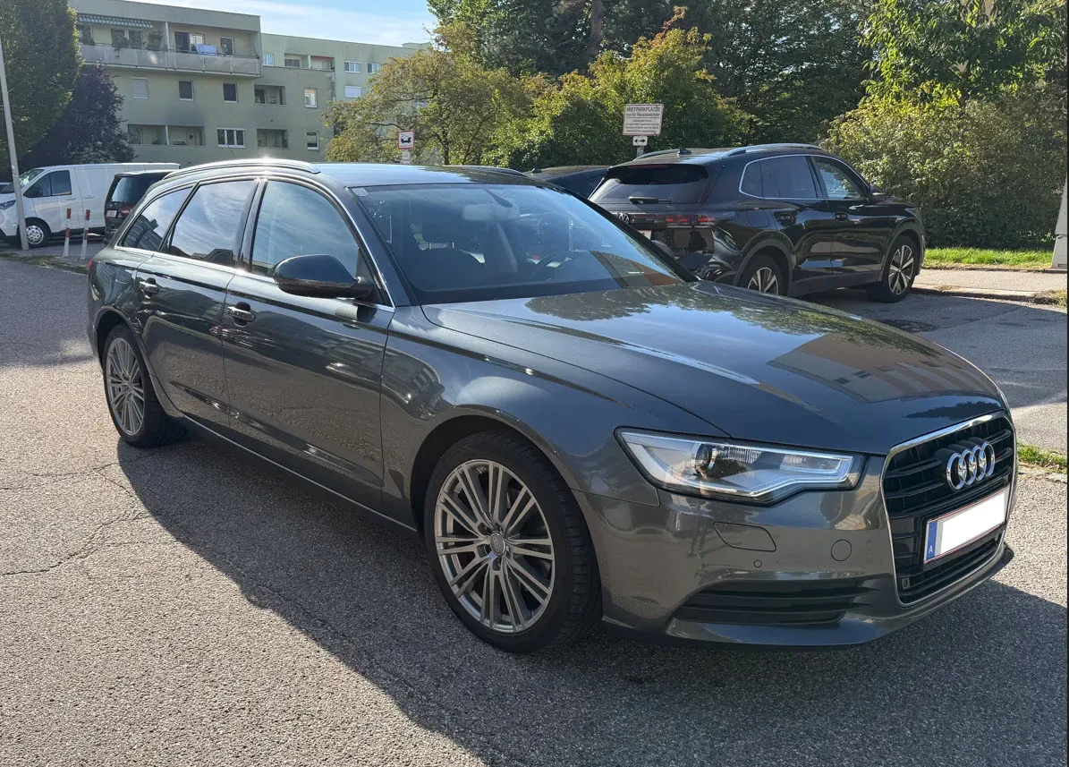 Audi A6 2013 photo 2