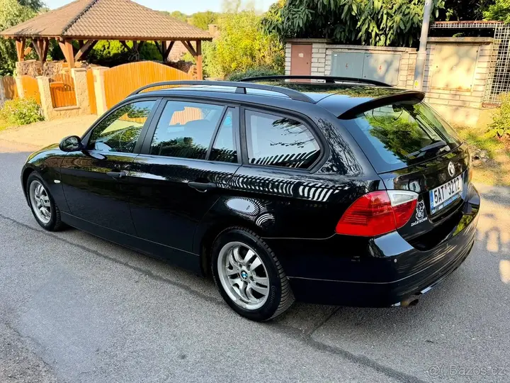 BMW 320D 2007 photo 5