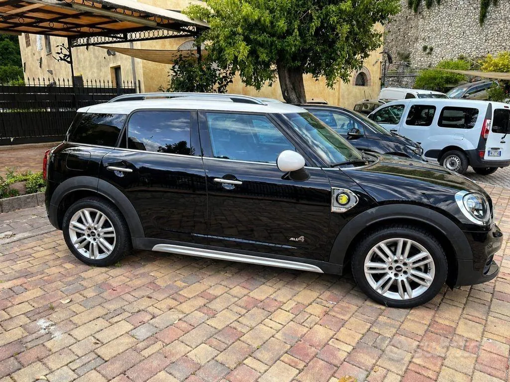 Mini Countryman 2018 photo 2