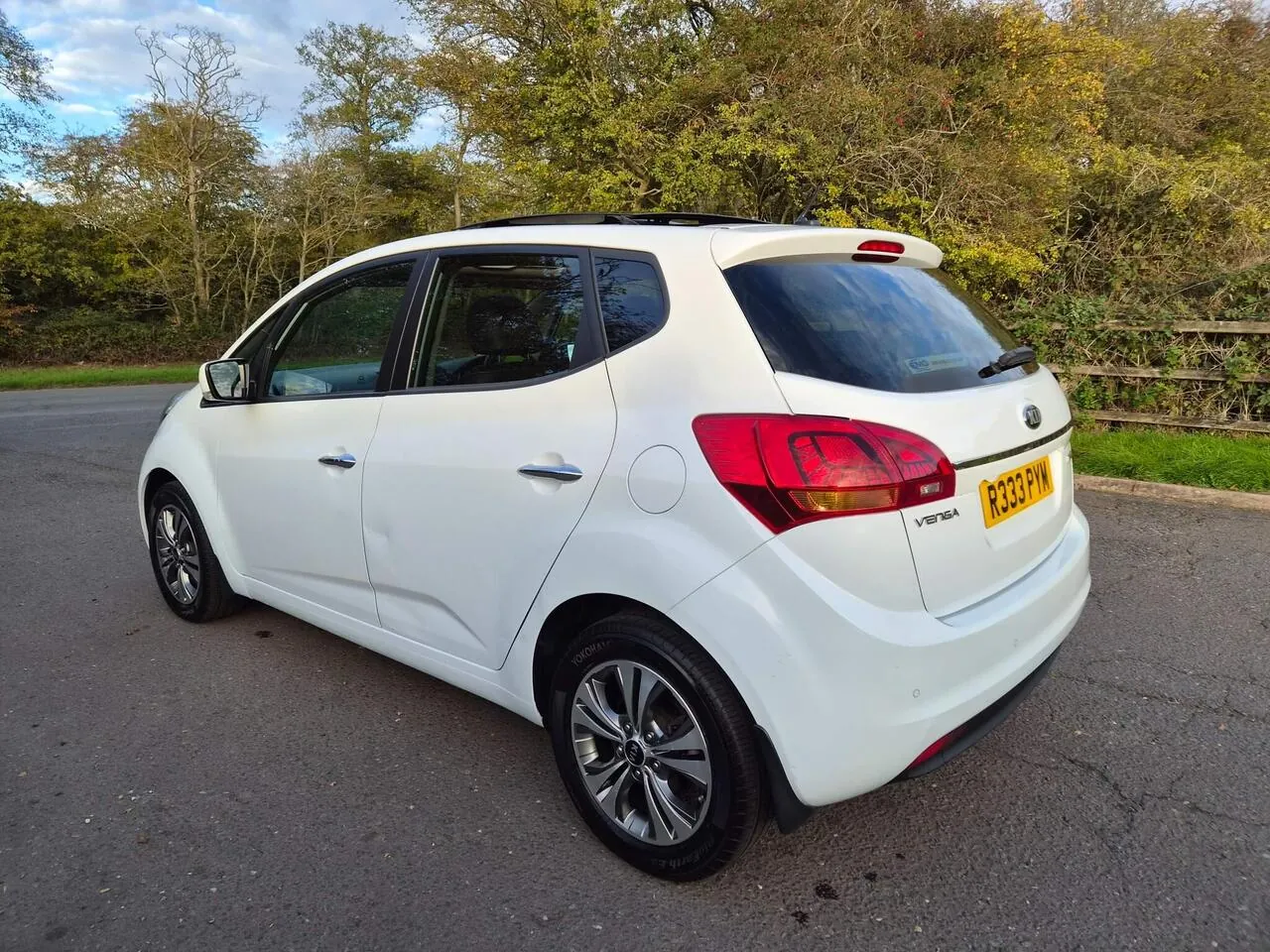 Kia Venga 2015 photo 4