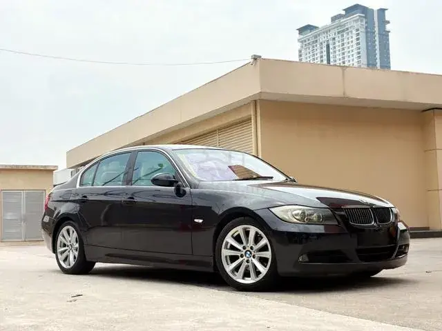 BMW 325I