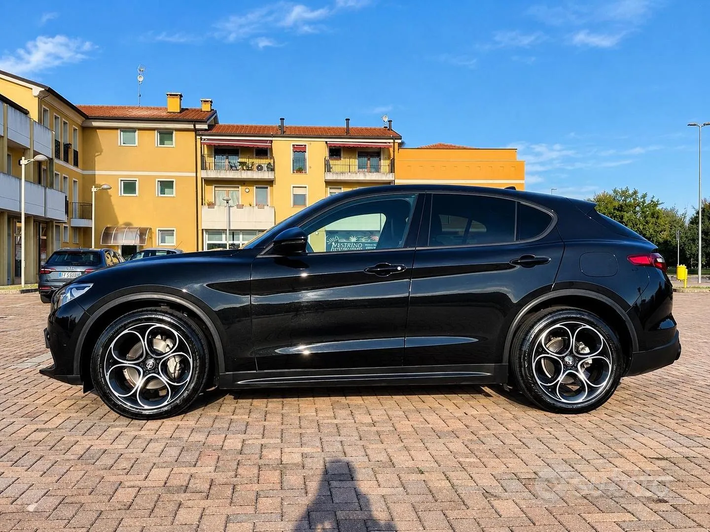 Alfa Romeo Stelvio 2022 photo 2