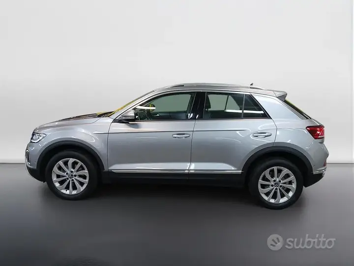 Volkswagen T-Roc 2023 photo 3