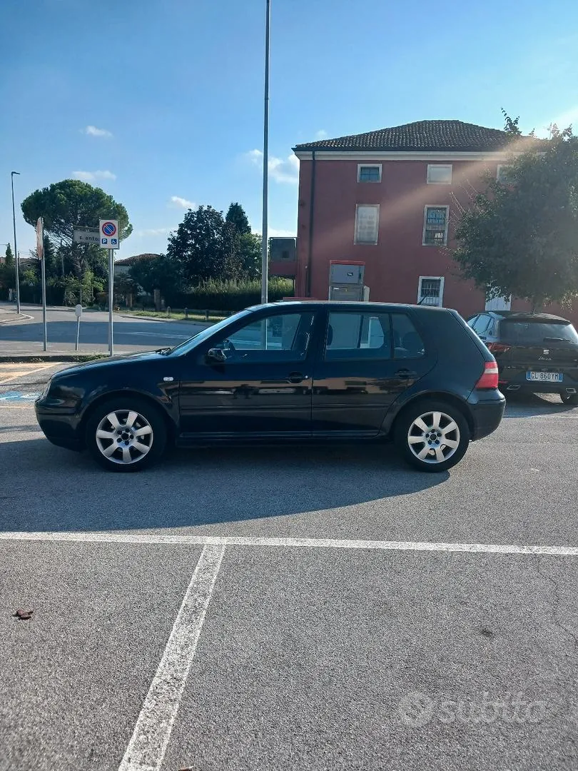 Volkswagen Golf 2001 photo 3