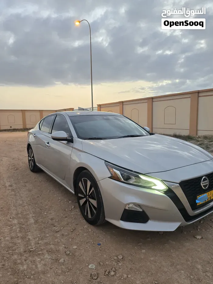 Nissan Altima 2021 photo 3