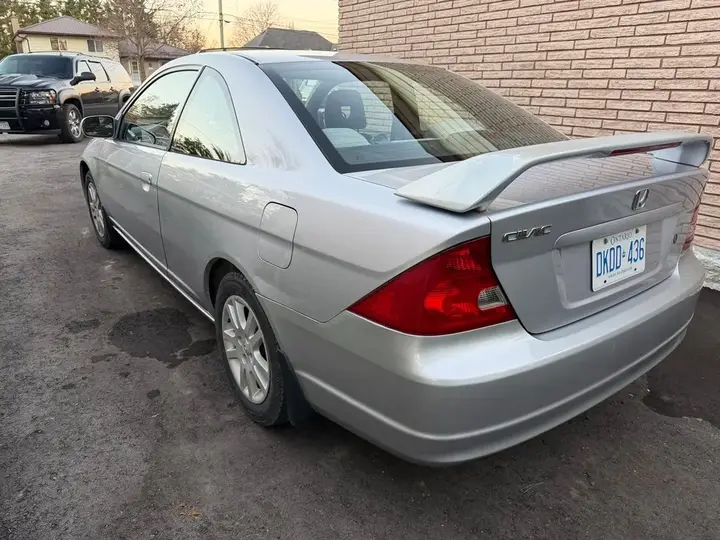 Honda Civic 2001 photo 5