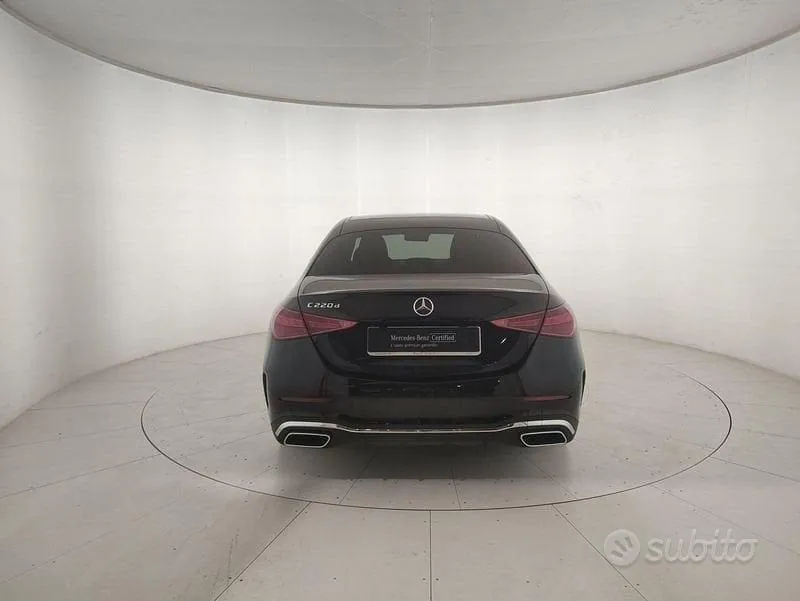 Mercedes-Benz C-Class 2025 photo 3