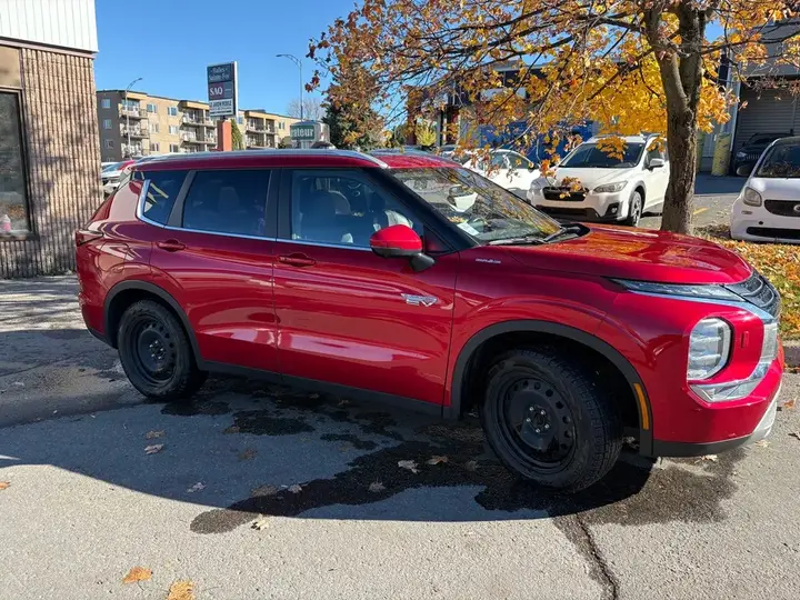 Mitsubishi Outlander 2024 photo 4