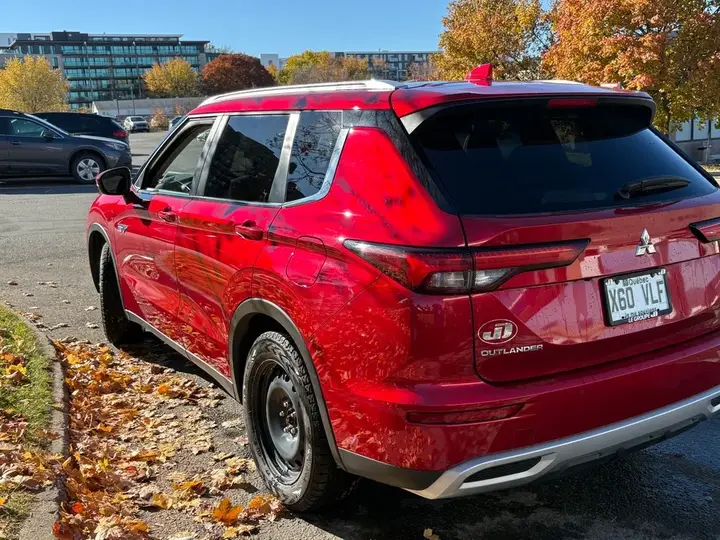 Mitsubishi Outlander 2024 photo 2