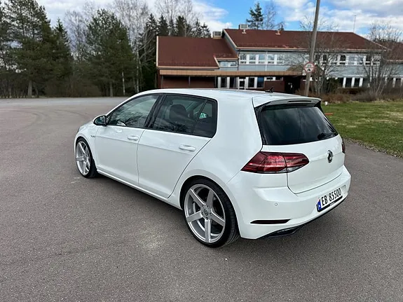 Volkswagen E-Golf 2020 photo 2