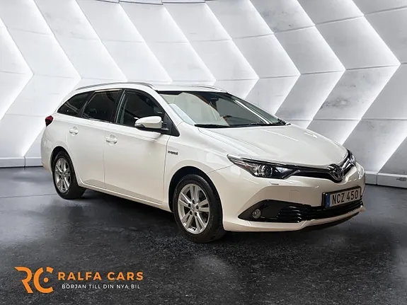 Toyota Auris 2016 photo 5