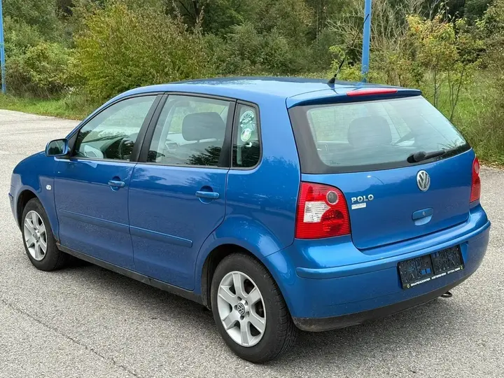 Volkswagen Polo 2004 photo 2