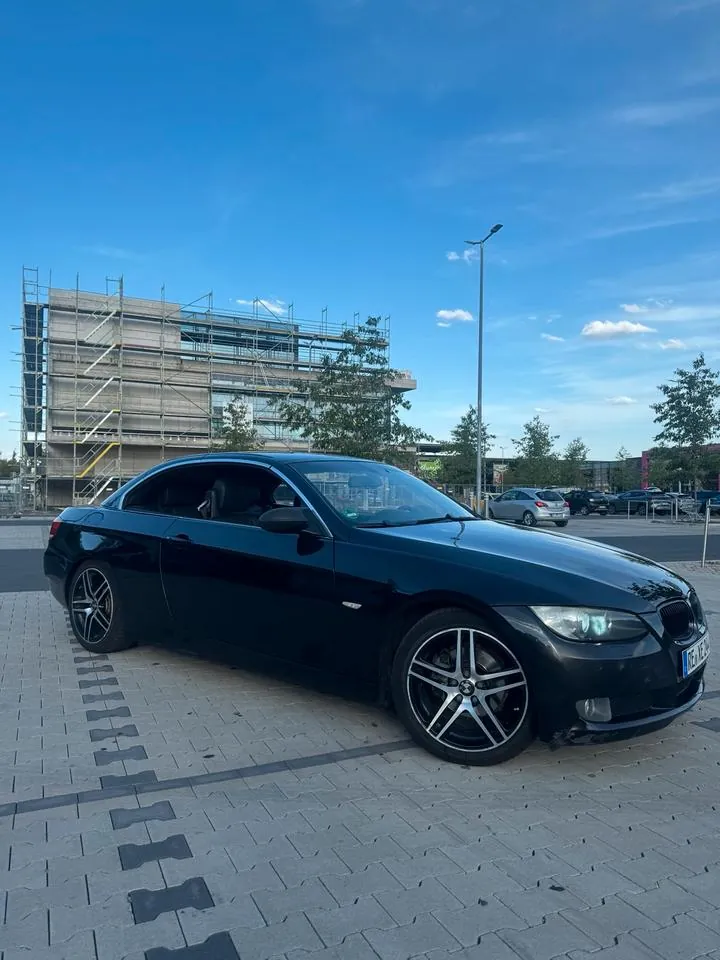 BMW 320I Cabriolet