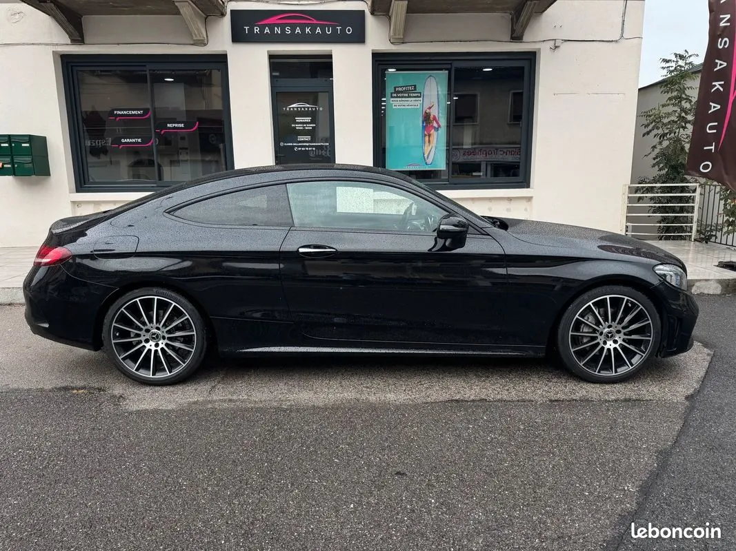 Mercedes-Benz C-Class 2018 photo 4