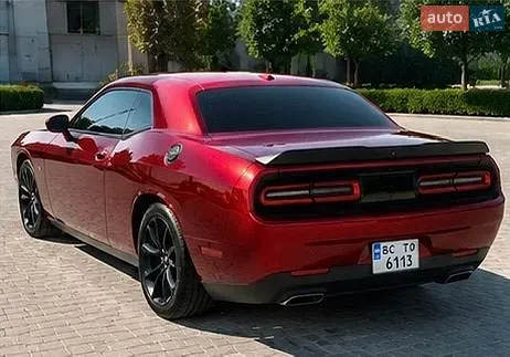 Dodge Challenger 2019 photo 3