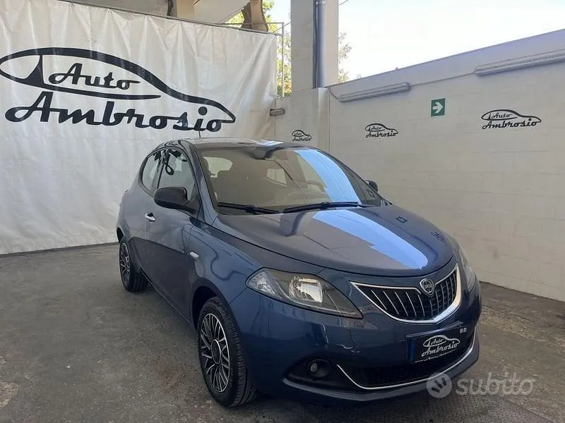 Lancia Ypsilon 2024 photo 2