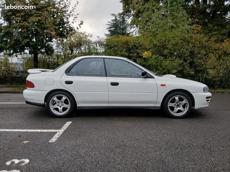 Subaru Impreza 1995 photo 2