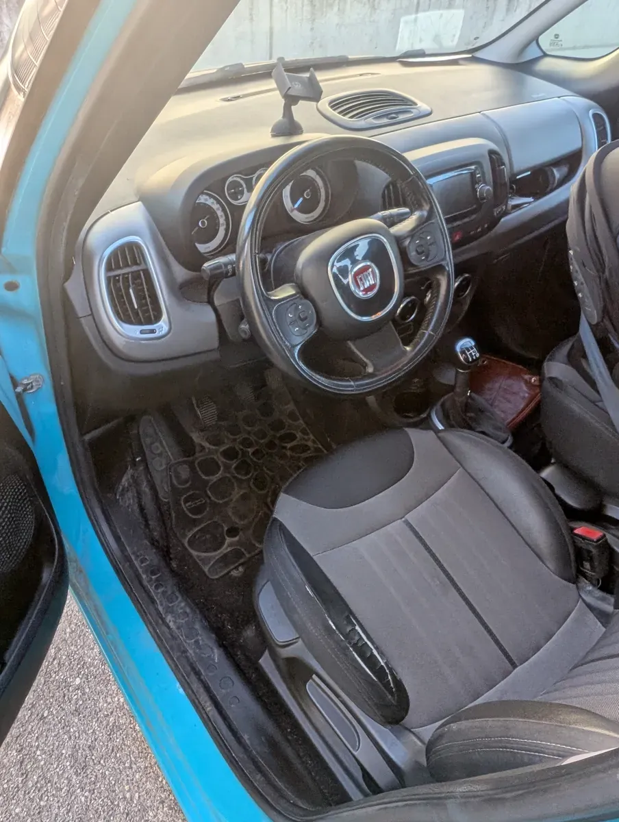 Fiat 500L 2016 photo 3