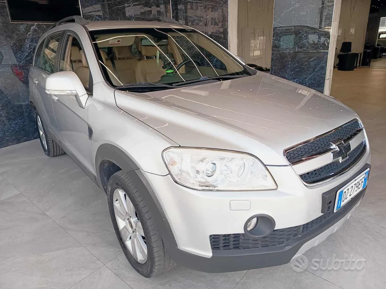 Chevrolet Captiva 2010 photo 2