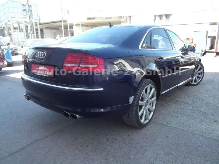 Audi S8 2006 photo 5